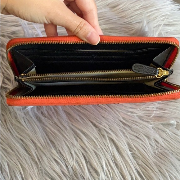 Large Wallet - Picture 6 of 7